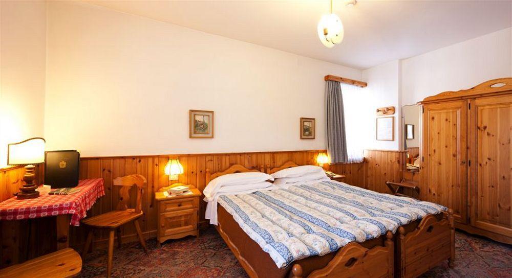 Hotel Bellaria - Κορτίνα Ντ' Αμπέτσο Εξωτερικό φωτογραφία